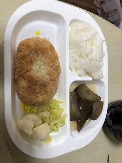 お食事